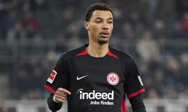 Hugo Ekitike con el Eintracht de Frankfurt