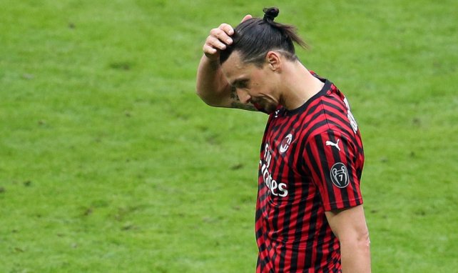 Zlatan Ibrahimovic no continuará en el AC Milan.