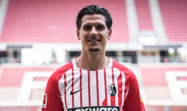 La Premier League acecha por Igor Matanovic