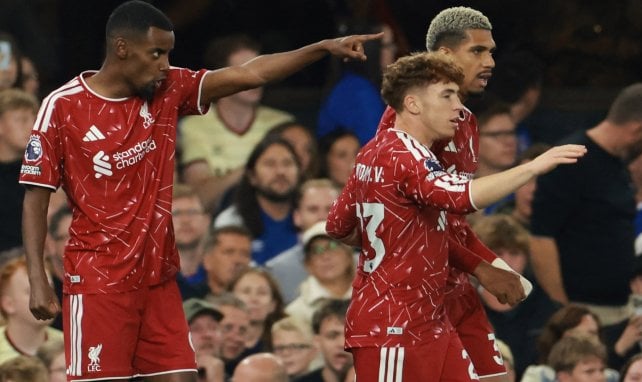 Premier | Alexander Isak marca diferencias para el Liverpool