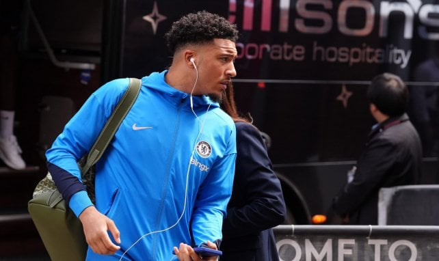 El fichaje de Jadon Sancho, en suspenso