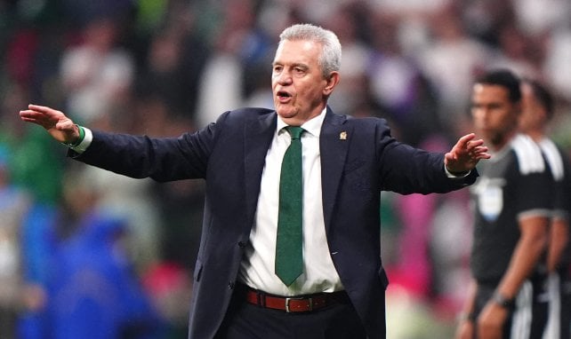 ¿Fichajes? Javier Aguirre se pronuncia