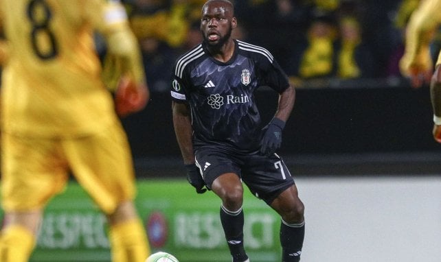 Jean Onana con el Besiktas.