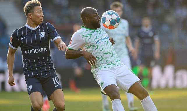 Jetro Willems con el Greuther Fürth