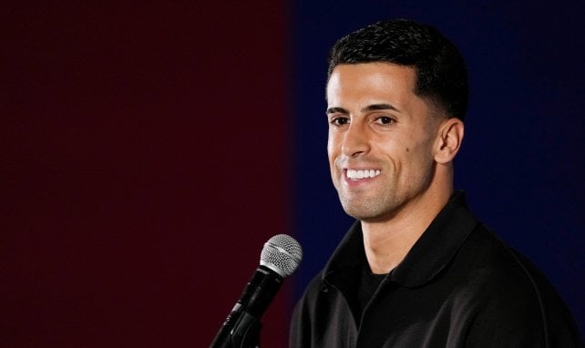 ¡Presión por Joao Cancelo!