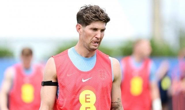 Acelerón en el fichaje de John Stones