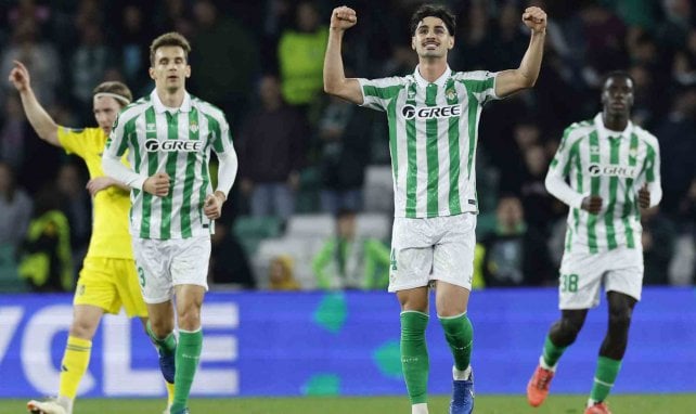 Johnny Cardoso celebra un gol