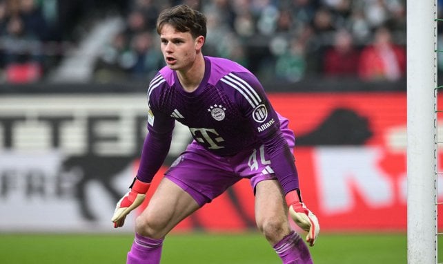 Al Bayern le crecen los problemas en la portería