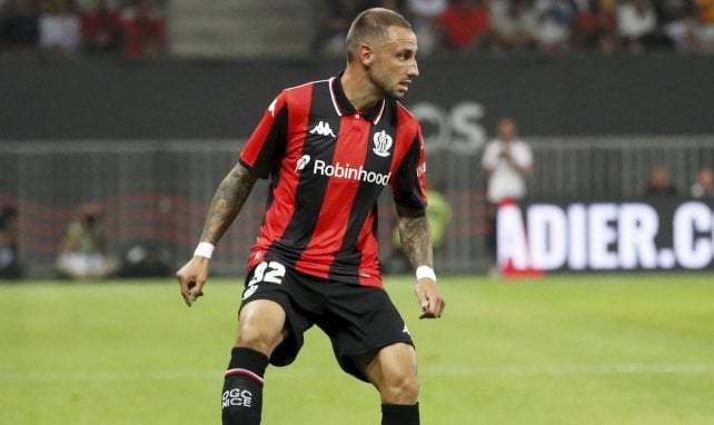 La Juventus intenta el golpe por Jonathan Clauss