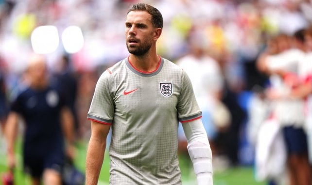 Jordan Henderson deja el Brentford