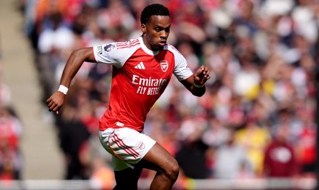 Jurriën Timber con el Arsenal