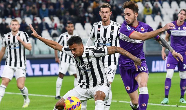Danilo, en acción con la Juventus contra la Fiorentina 