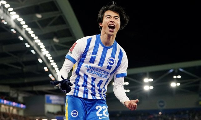 Dos vías de muchos quilates para Kaoru Mitoma