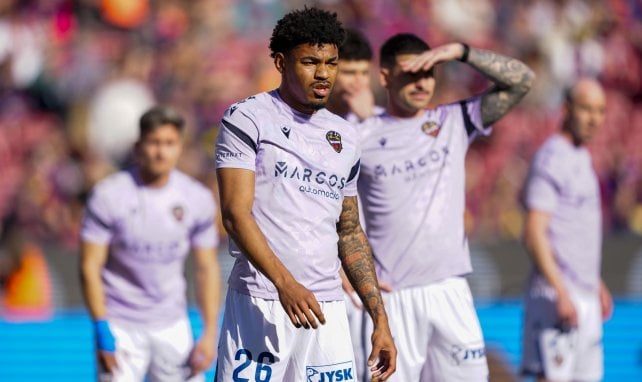 El futuro de Tunde en España pende de un hilo