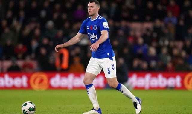 Michael Keane en las filas del Everton