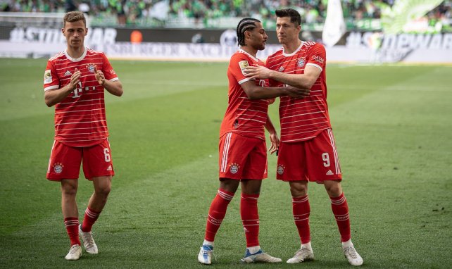 Robert Lewandowski, con Serge Gnabry en el Bayern Múnich