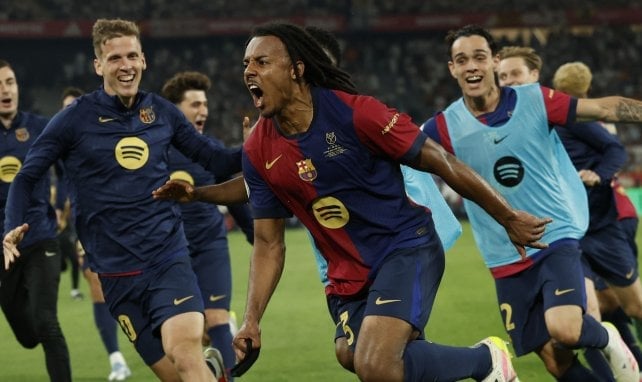 Jules Koundé celebra un gol en la Copa del Rey
