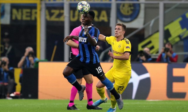 Kwadwo Asamoah rescindió su contrato con el Inter de Milán