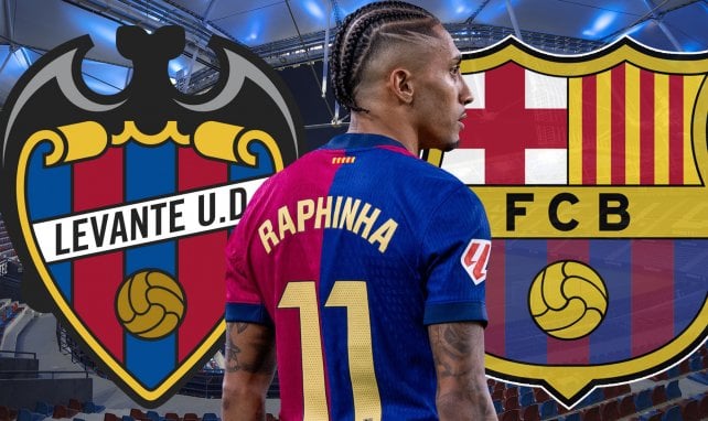 Raphinha con los escudos de Levante y FC Barcelona.