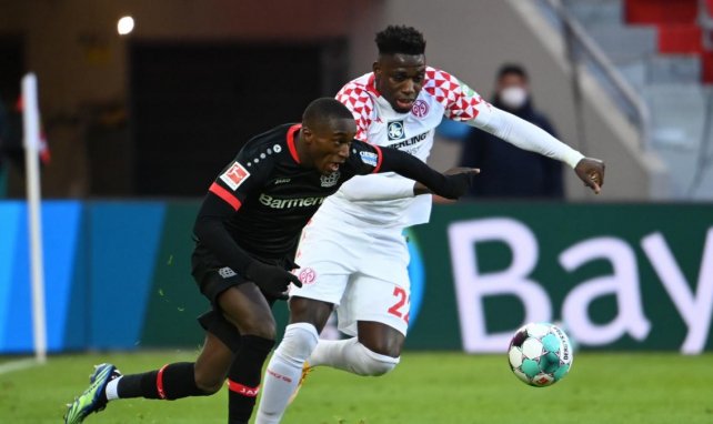 Moussa Diaby continúa brillando con el Bayer Leverkusen