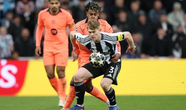 Lewis Hall dispara su popularidad