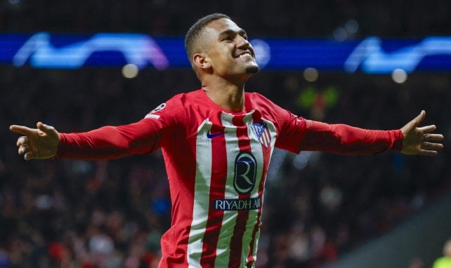 Samuel Lino con el Atlético de Madrid