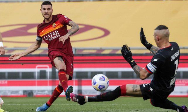 Lorenzo Pellegrini dispara a puerta en un choque con la AS Roma