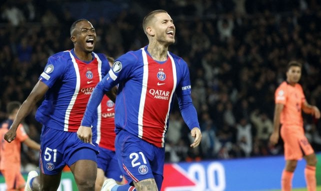 El FC Barcelona hinca la rodilla en París 