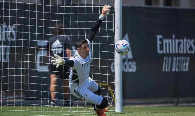 Lucas Cañizares, en un entrenamiento del Real Madrid