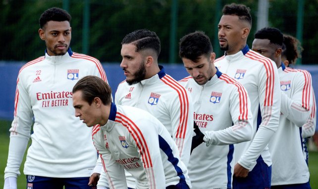 El Olympique de Lyon en un entrenamiento