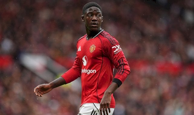 ¡Batalla a 10 bandas por Kobbie Mainoo!