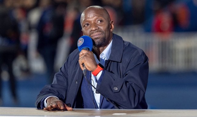 Claude Makélélé en la previa de un encuentro