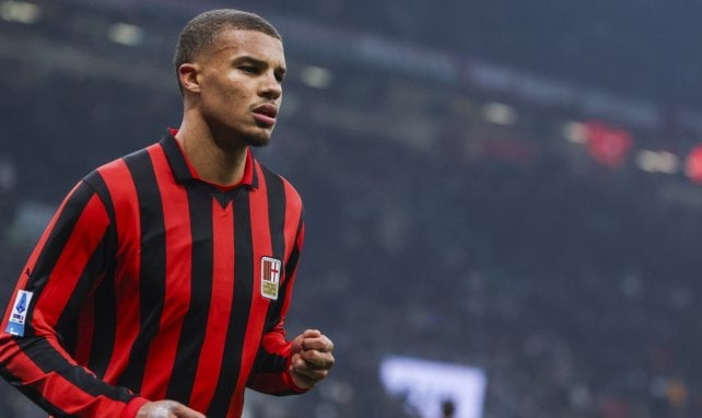 Malick Thiaw con el AC Milan