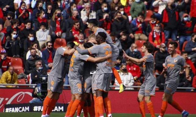 El Valencia celebra el gol de Gabriel Paulista en Mallorca