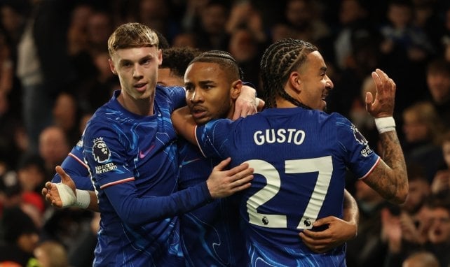 Los jugadores del Chelsea celebran un gol.