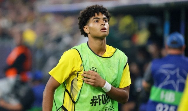 El Borussia Dortmund entra en pánico por Mathis Albert