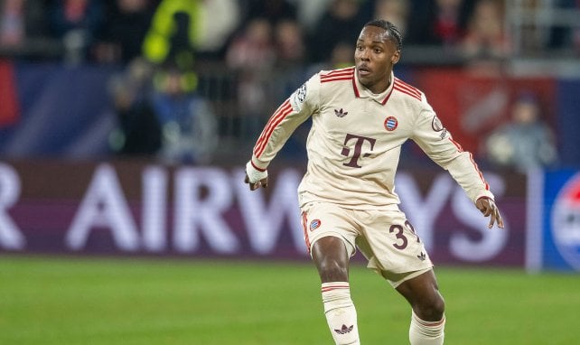 Mathys Tel con el Bayern Múnich