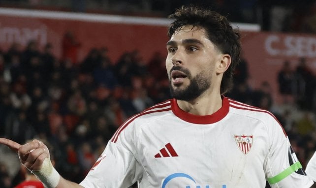 El refuerzo al que espera el Sevilla