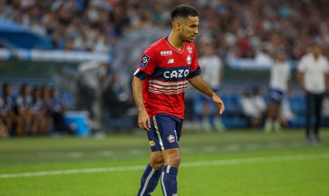 Adam Ounas con el Lille