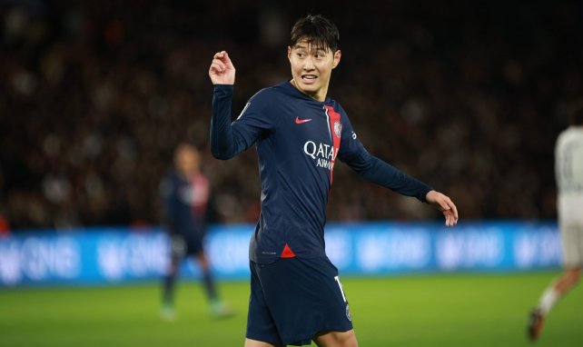 Kang-In Lee con el Paris Saint Germain