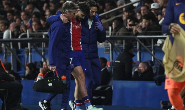 El PSG maneja 3 alternativas para suplir la baja de Khvicha Kvaratskhelia