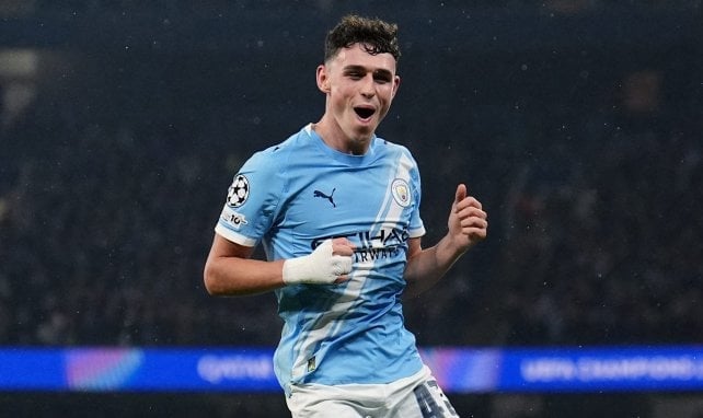 Maniobra decisiva por Phil Foden