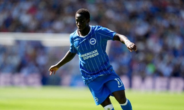 Se enfría la pista por Yankuba Minteh