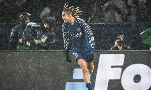 Bradley Barcola celebra un gol en Alemania