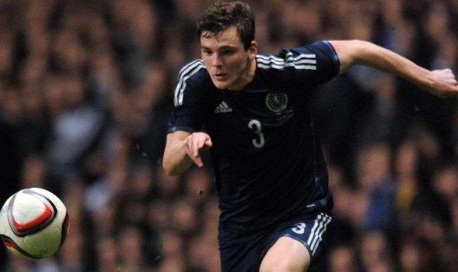 Andy Robertson es uno de los nuevos valores del fútbol escocés
