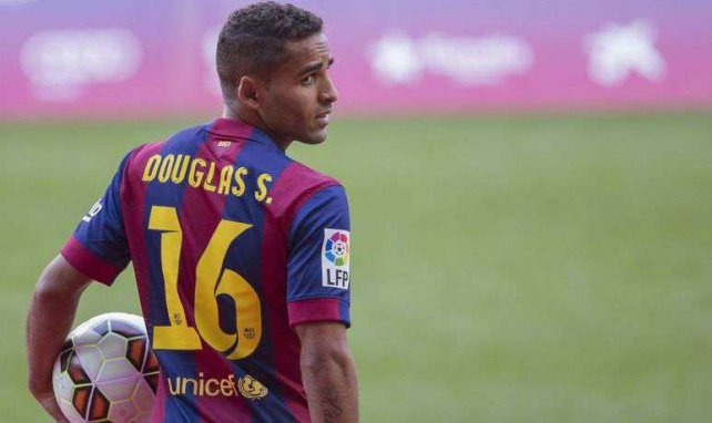 FC Barcelona: Douglas se somete a un nuevo examen