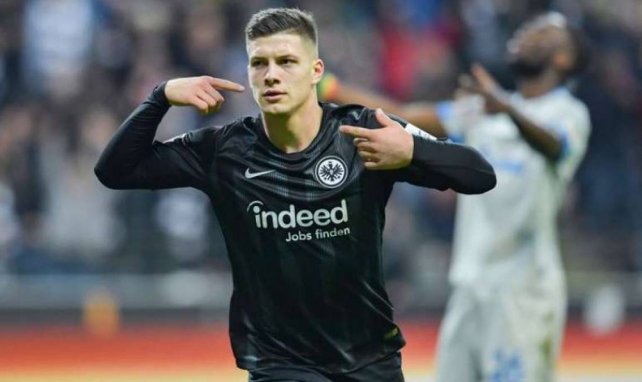El Eintracht Frankfurt no facilitará la fuga de Luka Jovic