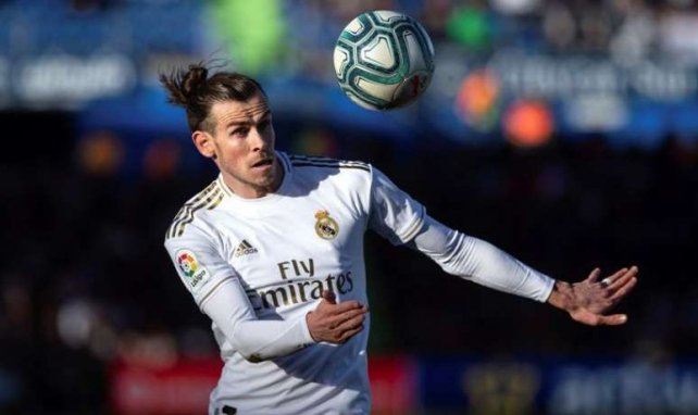 Real Madrid Zidane Empuja A Gareth Bale Hacia La Puerta De Salida