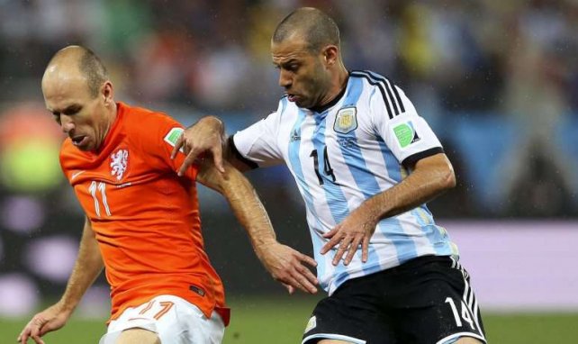 Javier Mascherano y Robben fueron los mejores de sus equipos