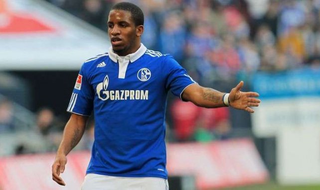 Al Chelsea Le Sale Competencia En La Premier Por Jefferson Farfan